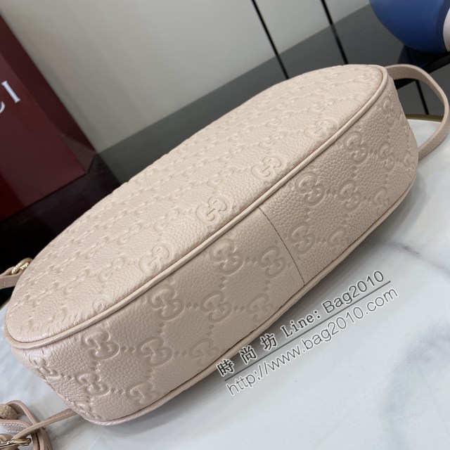 Gucci專櫃古馳最新款Emblem系列中號肩背包斜挎女包 jh2847型號：820453